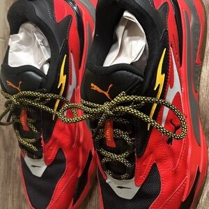 PUMA MENS SIZE 8 RS-FAST FLAMES